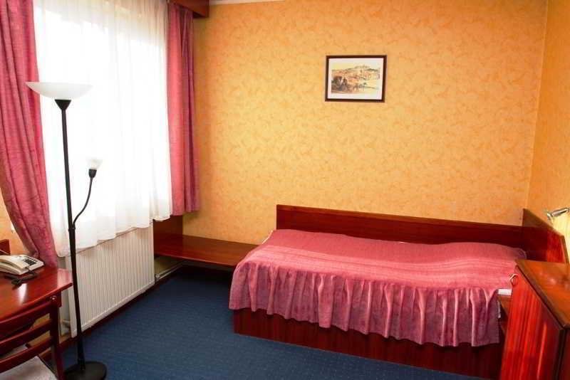 Classic Hotel Budapest Luaran gambar