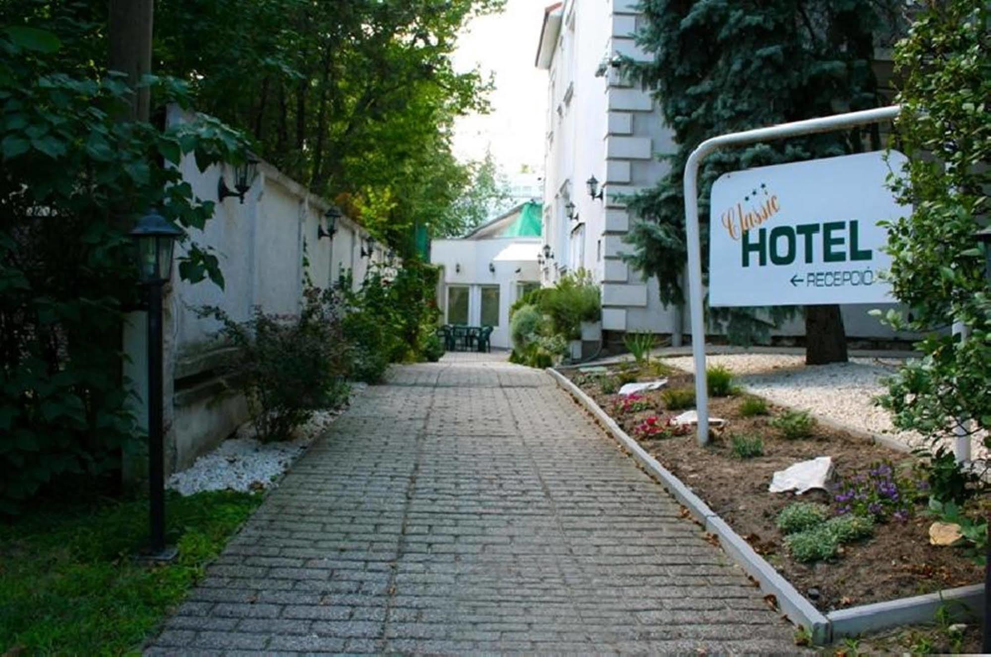 Classic Hotel Budapest Luaran gambar