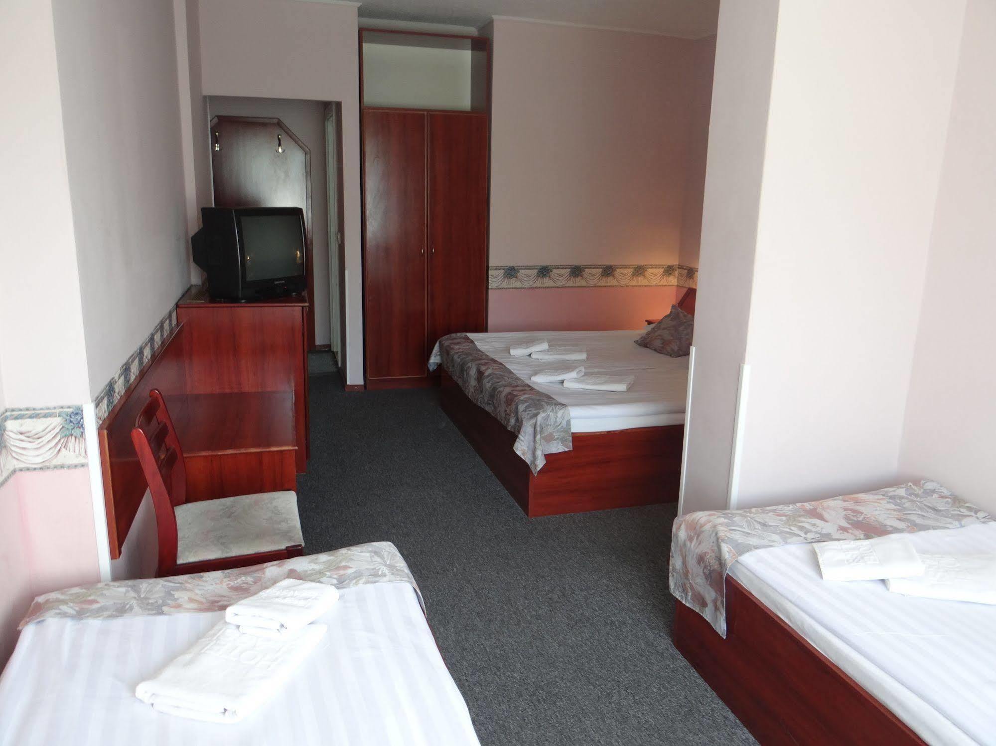 Classic Hotel Budapest Luaran gambar